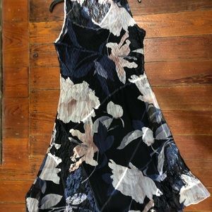 Komarov long dress, with flower design